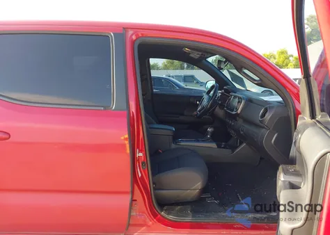 2019 Toyota Tacoma Trd Off Road z USA, uszkodzony, nr VIN 3TMCZ5AN1KM211976